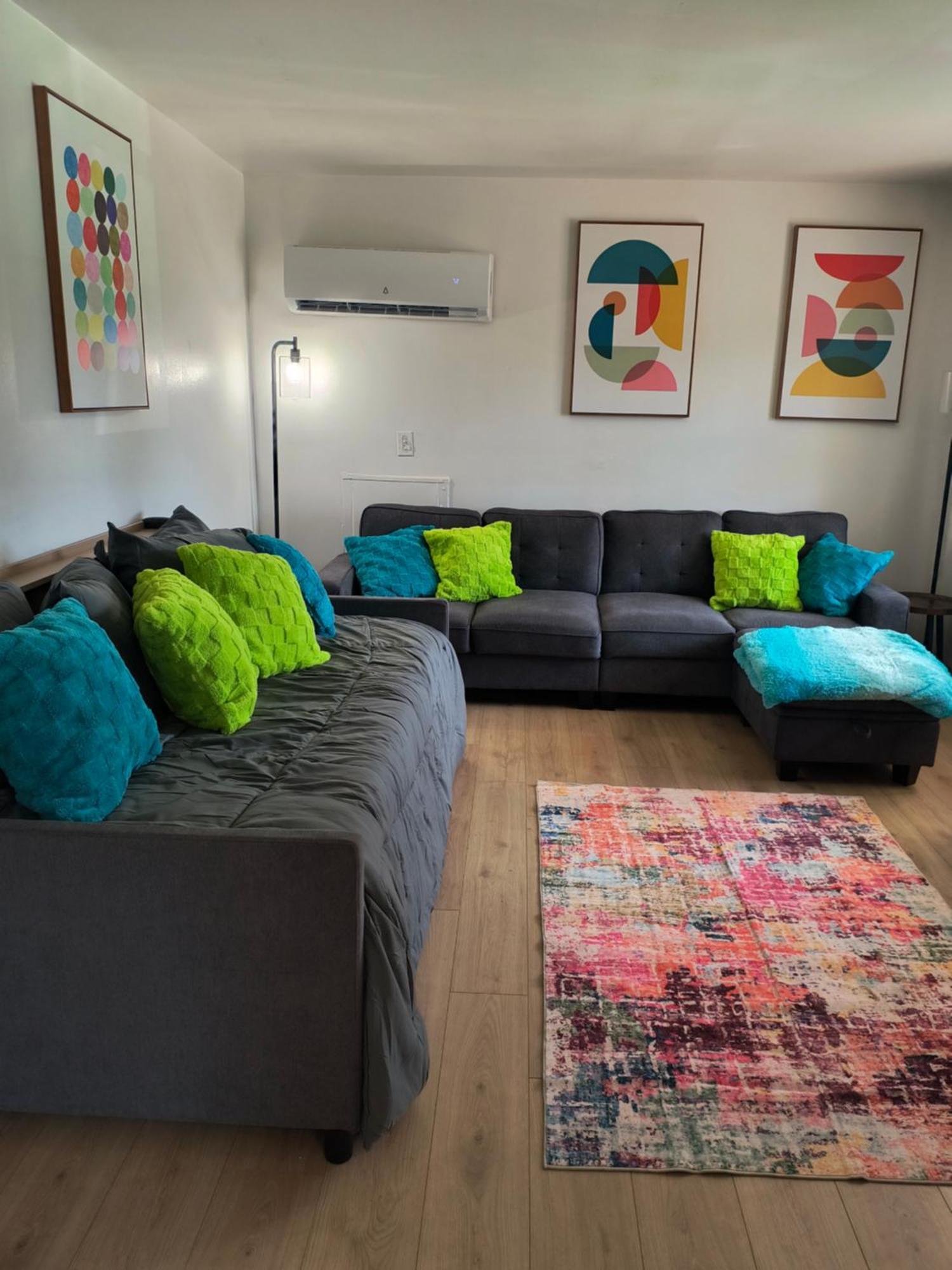 Accessible Art Bungalow Apartment เอวันส์วิลล์ ภายนอก รูปภาพ